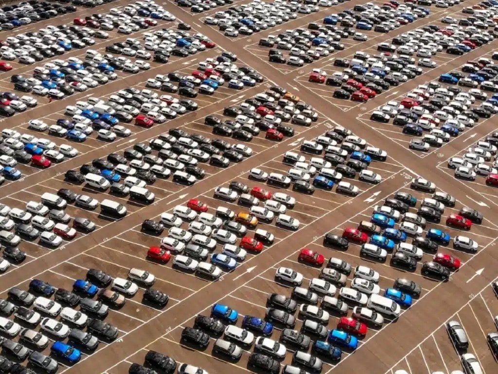 Mercato auto Europa 2025: un lieve segnale di ripresa a marzo, +2,8%