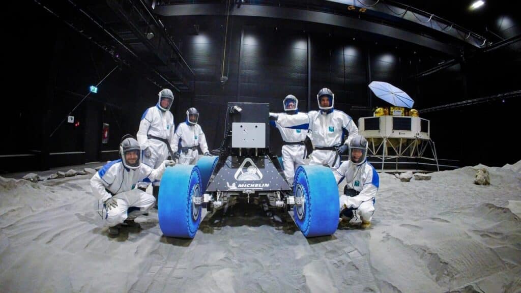 Michelin si prepara a sbarcare sulla luna con le ruote airless