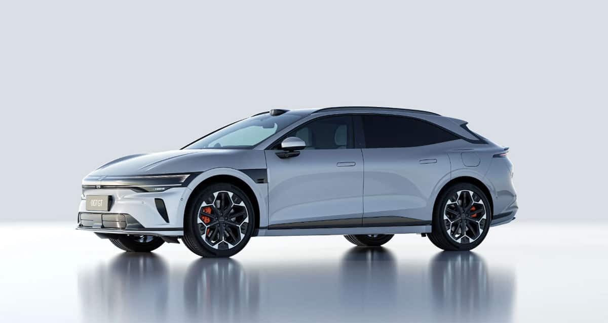 Zeekr punta sul segmento shooting brake: debutta ufficialmente la nuova 007 GT