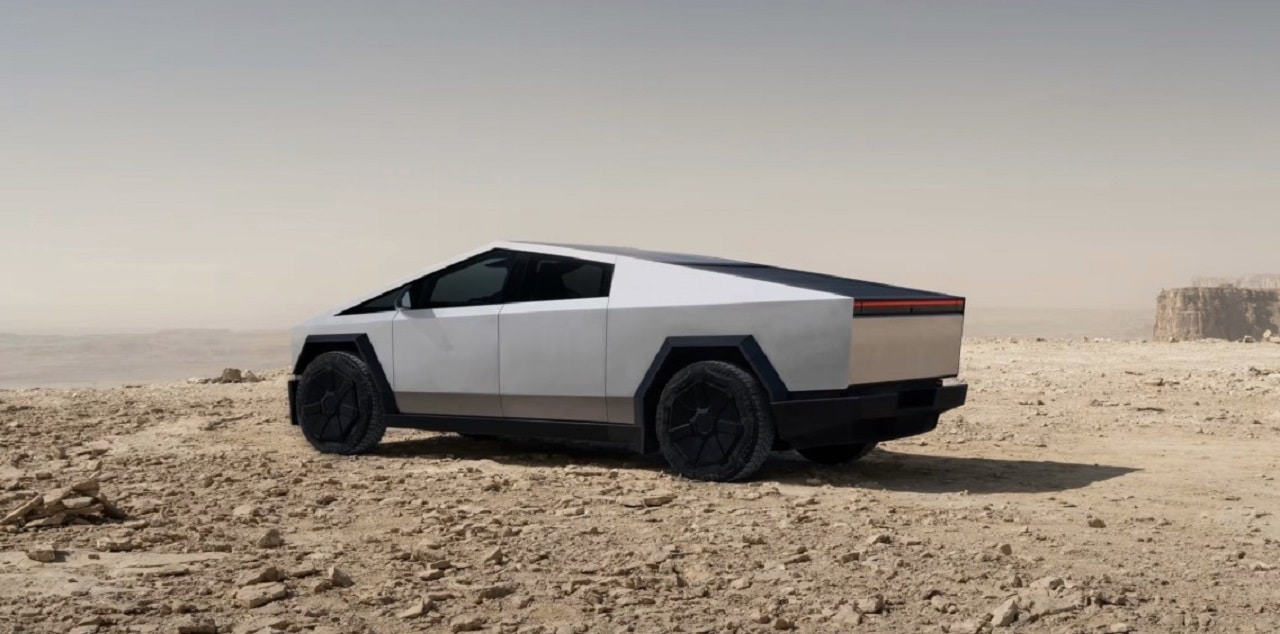 Tesla Cybertruck è sempre più in crisi: nuovi sconti e riduzione della produzione