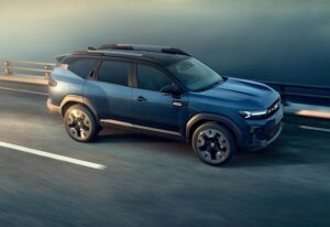 Dacia Bigster: via gli ordini del mild-hybrid G-140, prezzi da 24.800 €