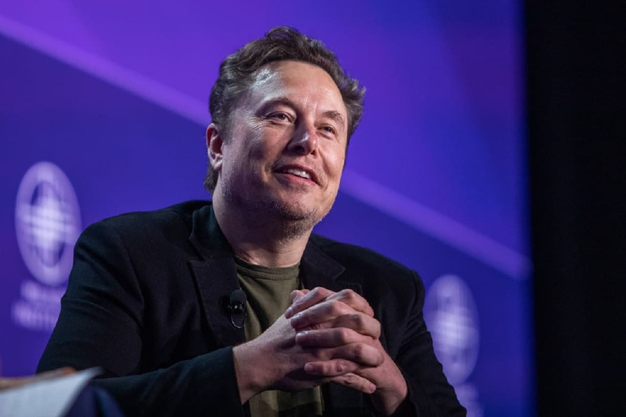 Elon Musk: “Resterò CEO di Tesla per altri 5 anni”