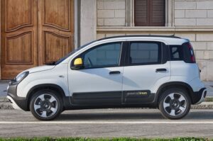 Fiat continua a guidare il mercato italiano: 11,7% di quota nel primo quadrimestre 2025