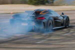 Koenigsegg Jesko stabilisce il record di auto a benzina più scattante del pianeta [VIDEO]