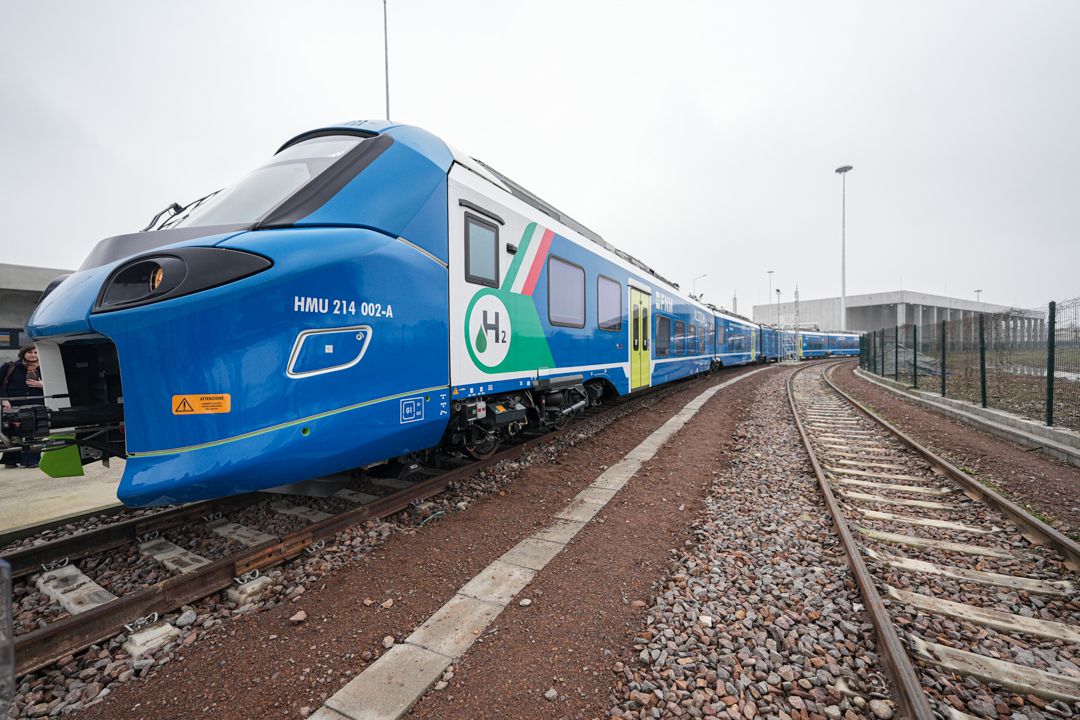 Treni ad idrogeno, l’allarme arriva dalla Germania: "Sono un flop"