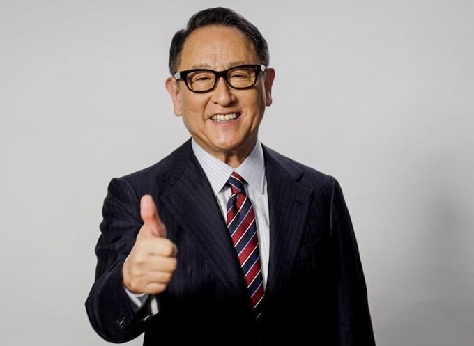 Retribuzione in aumento per Akio Toyoda: +20% nonostante il calo degli utili Toyota