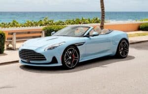 Aston Martin DB12 Volante Palm Beach Edition: one-off per vivere l’essenza della Florida [FOTO]