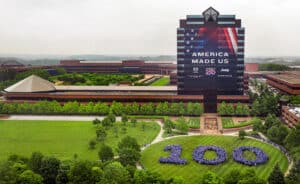 Chrysler fa festa: il marchio americano compie un secolo di vita