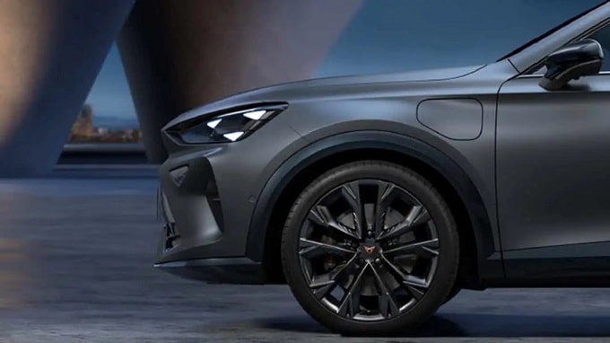 Cupra Formentor: arrivano le speciali versioni Dark Night e Dark Stone per l’Italia