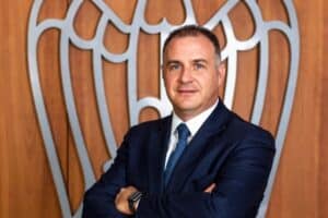 Transizione green, Orsini (Confindustria): “L’Europa ha sbagliato tutto. Stiamo mettendo l’auto fuori mercato”