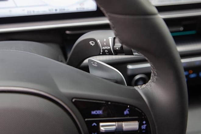 Hyundai: la funzione i-Pedal per usare solamente l’acceleratore
