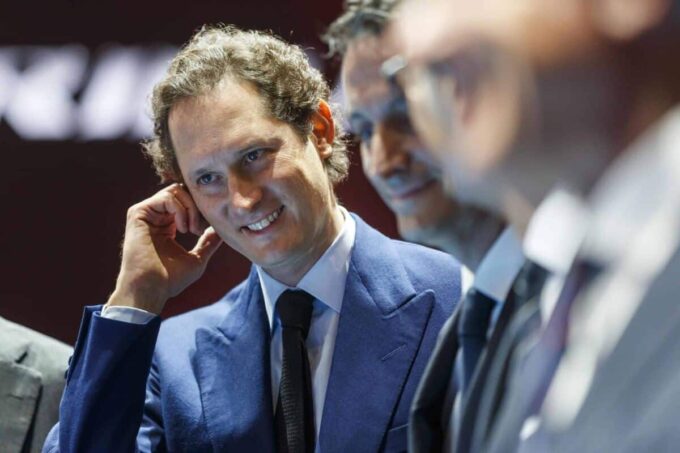 Exor, la holding di Elkann pianifica acquisizioni per 2 miliardi in Europa o negli Usa