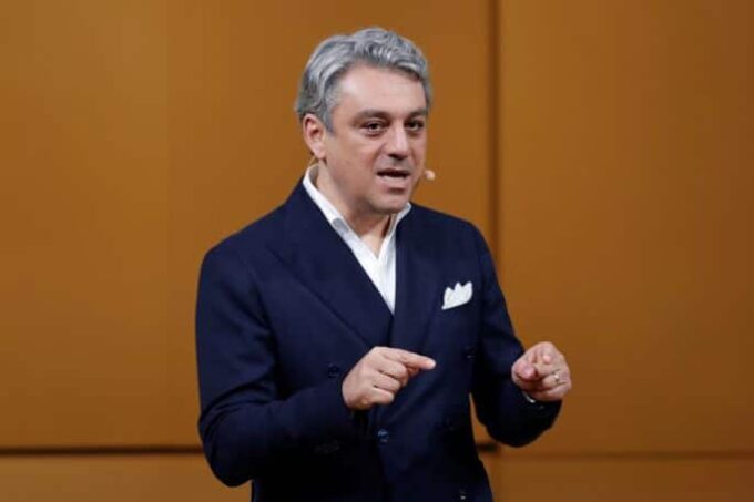 Luca de Meo lascia Renault: la carriera del manager che ha dedicato una vita all’auto