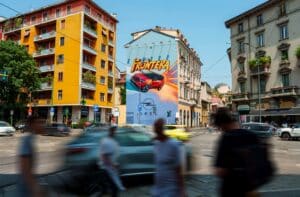 Opel Frontera protagonista di un grande murale a Milano [FOTO]
