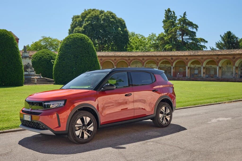 Opel Frontera Electric a Ferrara: alla scoperta della capitale del Rinascimento [FOTO]