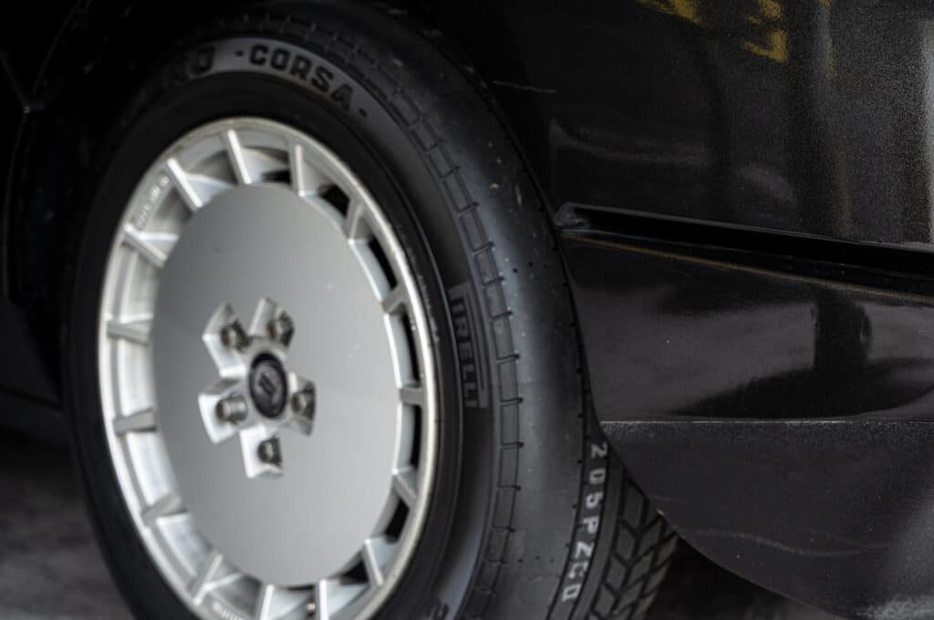 Pirelli P Zero: torna l’iconico primo modello, in edizione limitata