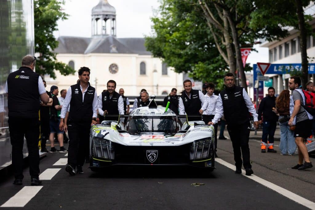 Team Peugeot TotalEnergies: giornata di test alla 24 Ore di Le Mans