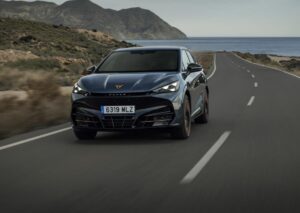 Cupra semplifica i viaggi elettrici: sull’app My Cupra arriva la pianificazione con soste di ricarica [FOTO]