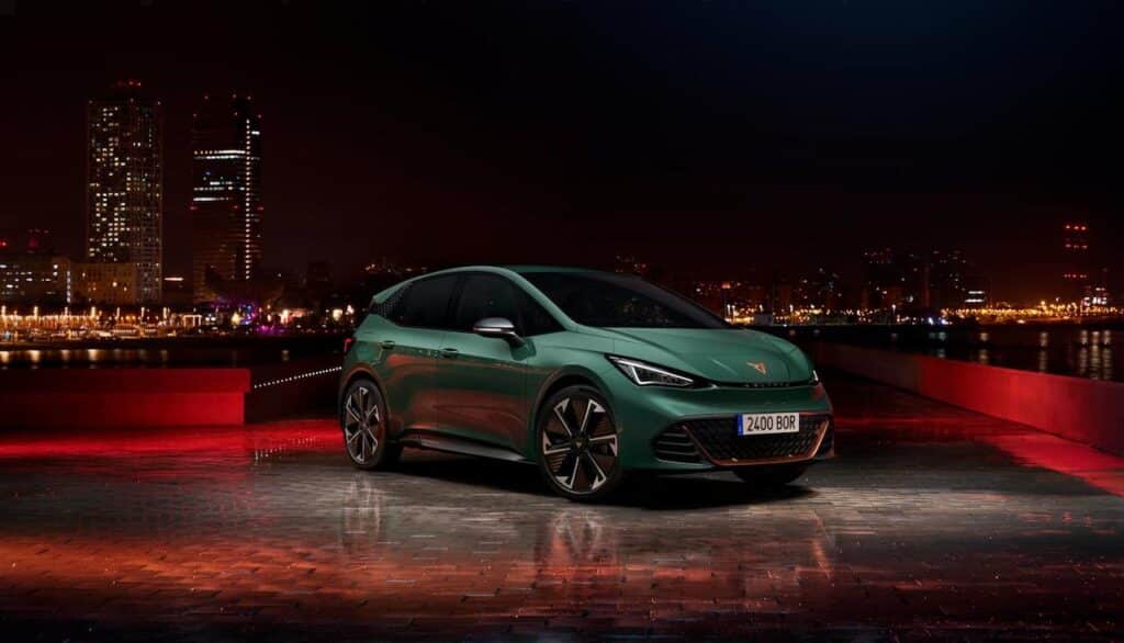 Cupra Born: arrivano due nuovi motori, autonomia fino a 571 km