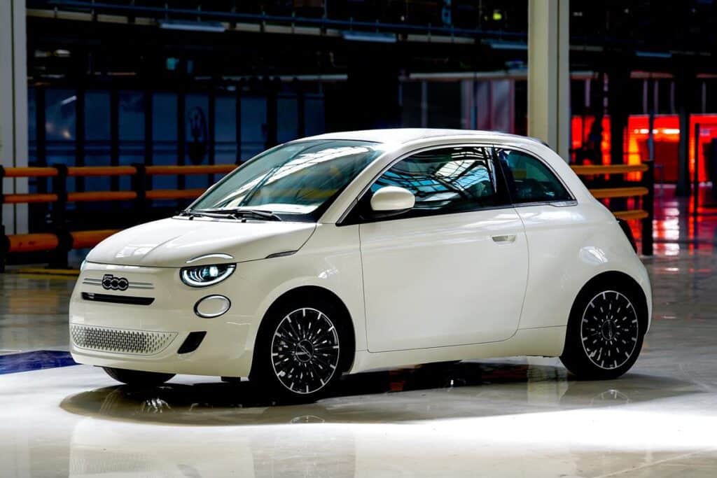 FIAT 500 Hybrid: al via la produzione a Mirafiori da novembre, ecco le prime immagini