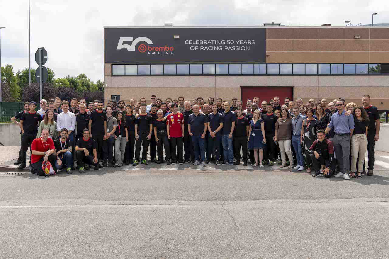 Ferrari: visita da Brembo per celebrare i 50 anni nel Motorsport