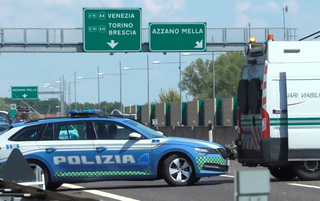 Tragedia sull’A21: velivolo precipita sul raccordo con l’A4, due morti