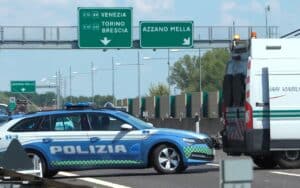 Tragedia sull’A21: velivolo precipita sul raccordo con l’A4, due morti
