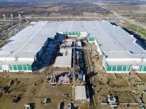 Panasonic inaugura il suo secondo stabilimento di batterie negli USA