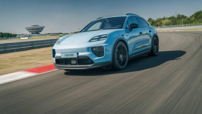 Porsche Macan celebra un milione di unità prodotte [FOTO]