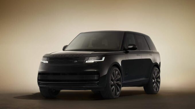 Range Rover SV Black