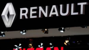Renault: tre nomi per il futuro CEO, attesa la decisione dopo l’uscita di de Meo