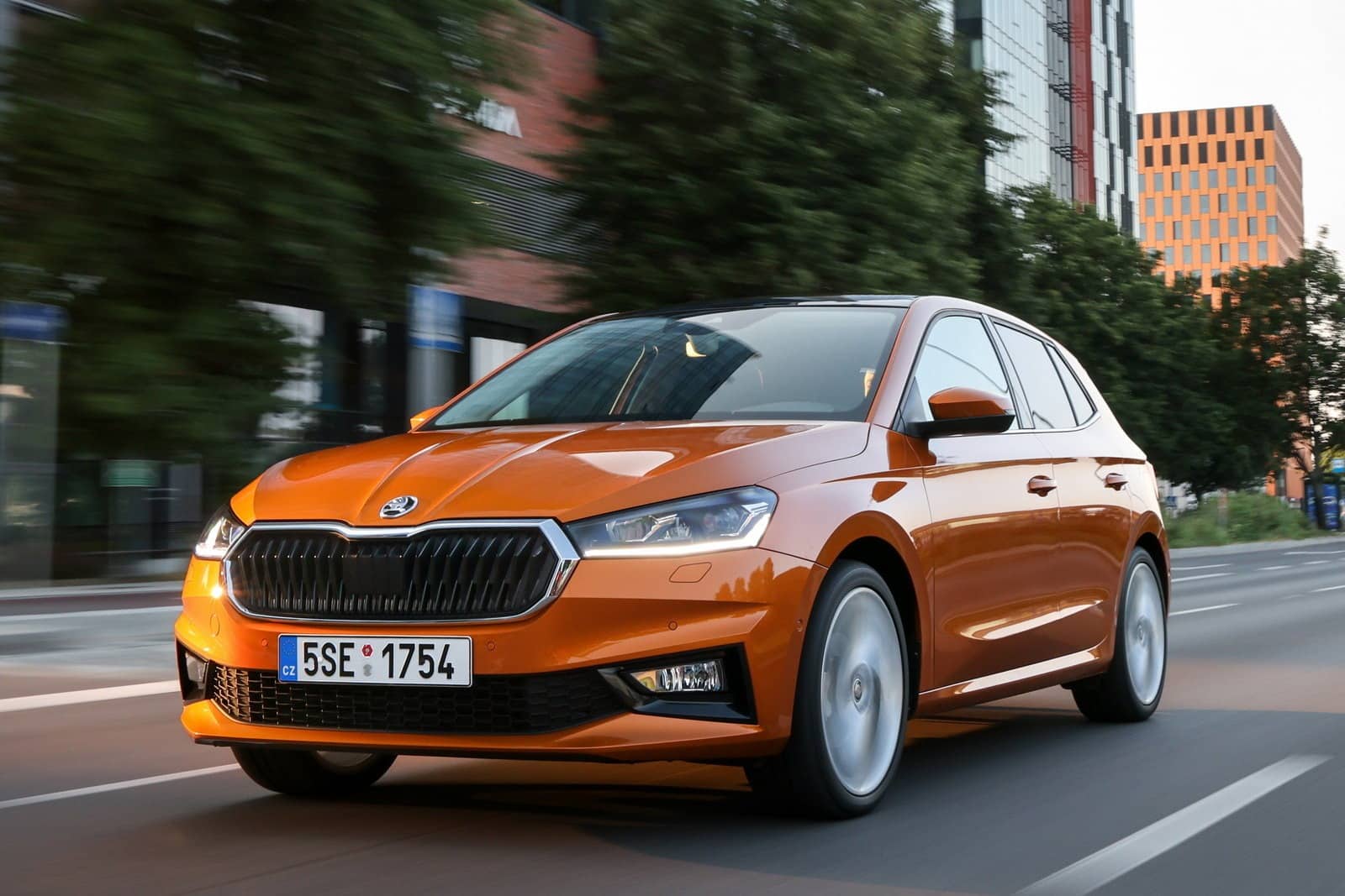 Skoda Fabia 2025: prezzo, foto, dimensioni, allestimenti