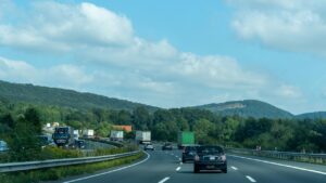 Esodo estivo 2025: resta l’emergenza per la sicurezza stradale in Italia