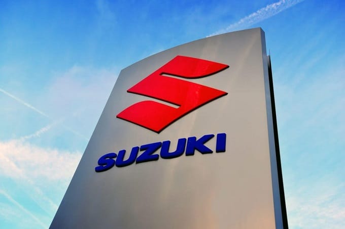 Gamma ibrida Suzuki 2025: solo 114,2 g/km di CO2, meglio della media del mercato