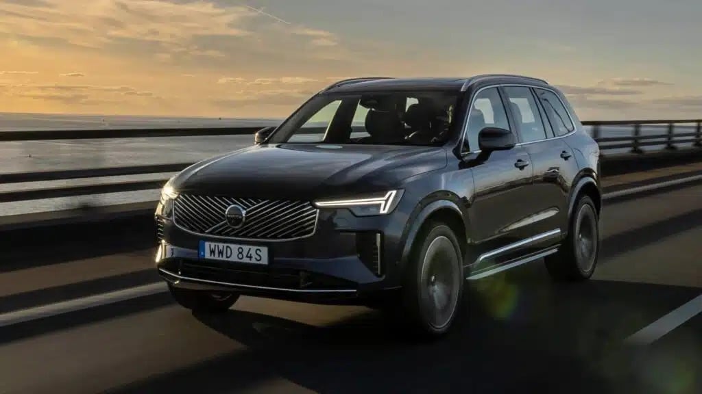 Volvo XC90: arriverà una nuova generazione, con motore ibrido plug-in
