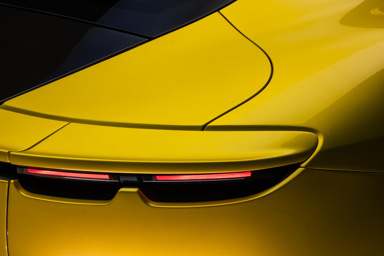 Ferrari Amalfi - Ala attiva