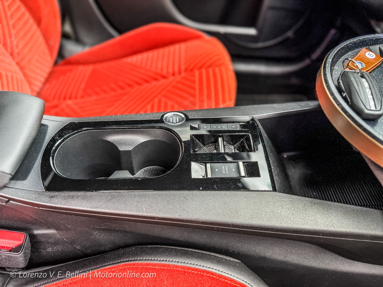 Lancia Ypsilon Hybrid 2025 - Cambio