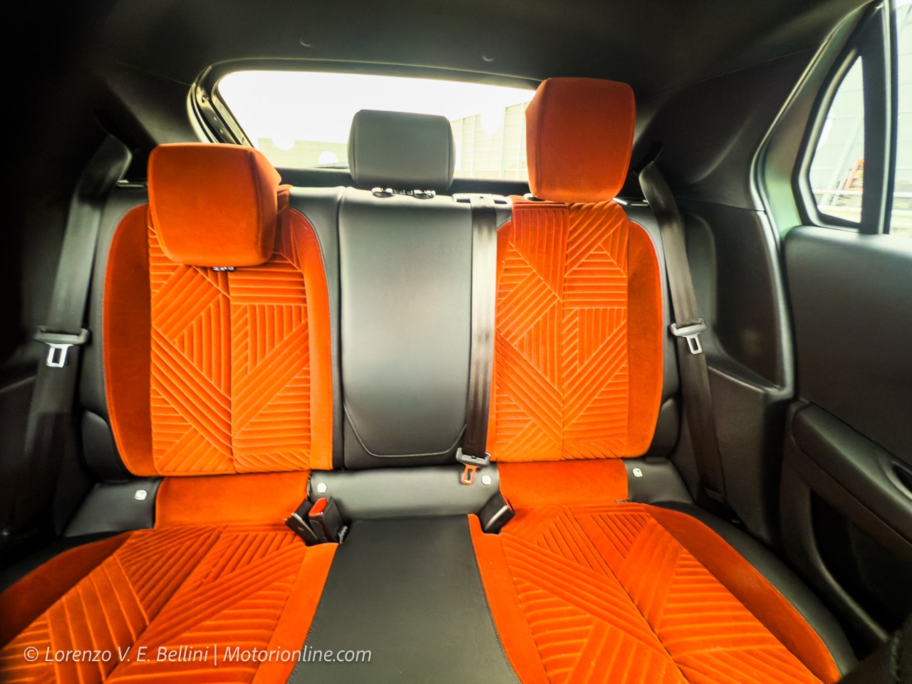 Lancia Ypsilon Hybrid 2025 - Panca posteriore