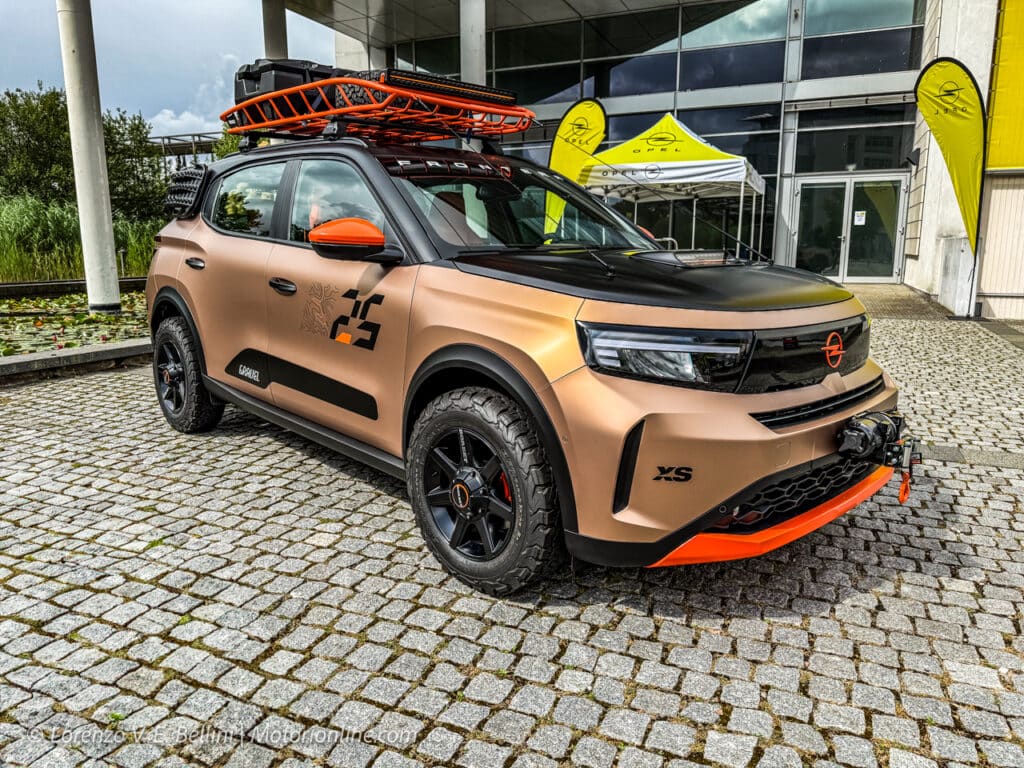 Opel Frontera Gravel, un giro con il prototipo elettrico da off-road duro [FOTO e VIDEO]
