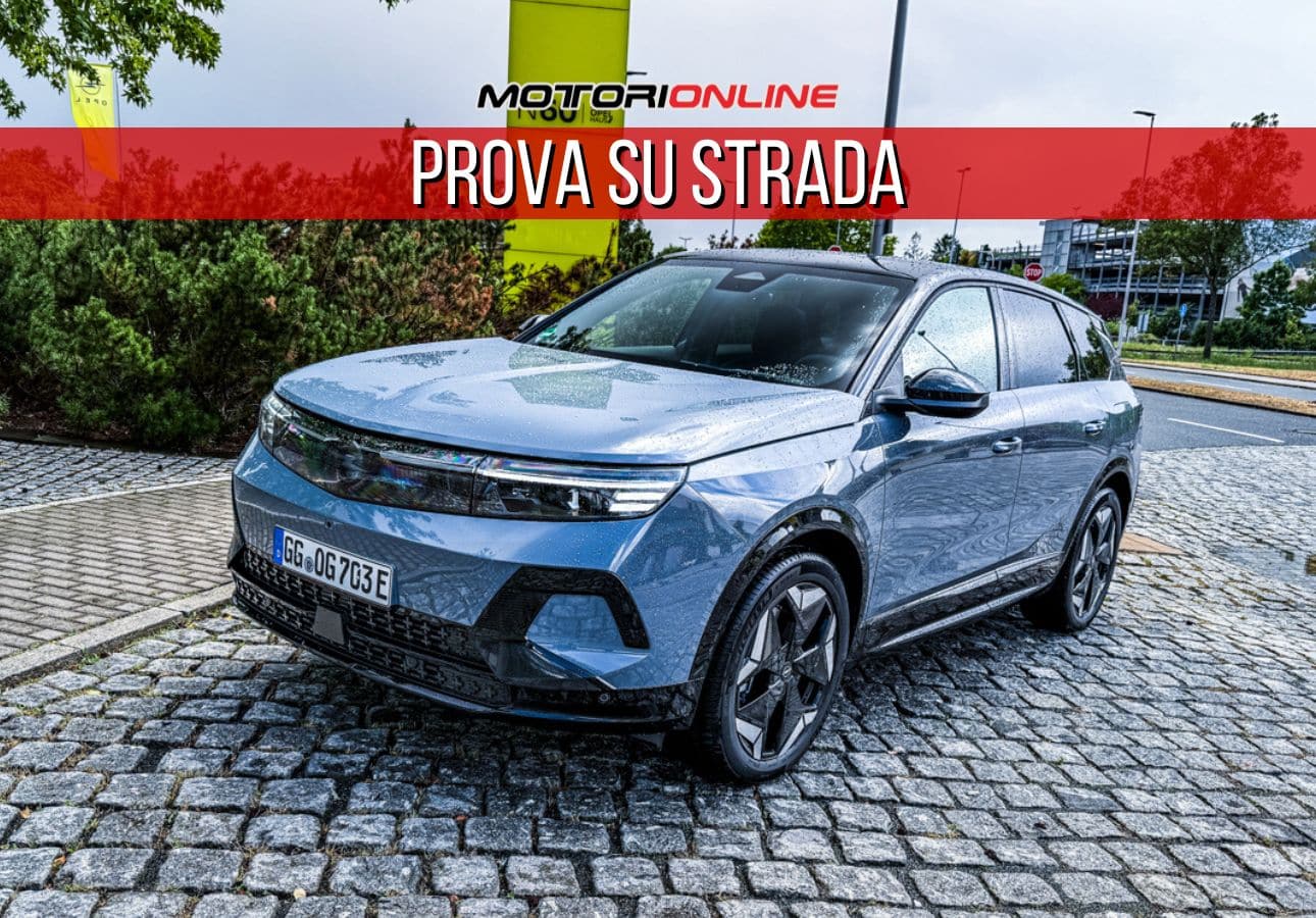 Opel Grandland Electric AWD, alla guida della trazione integrale [FOTO e VIDEO]