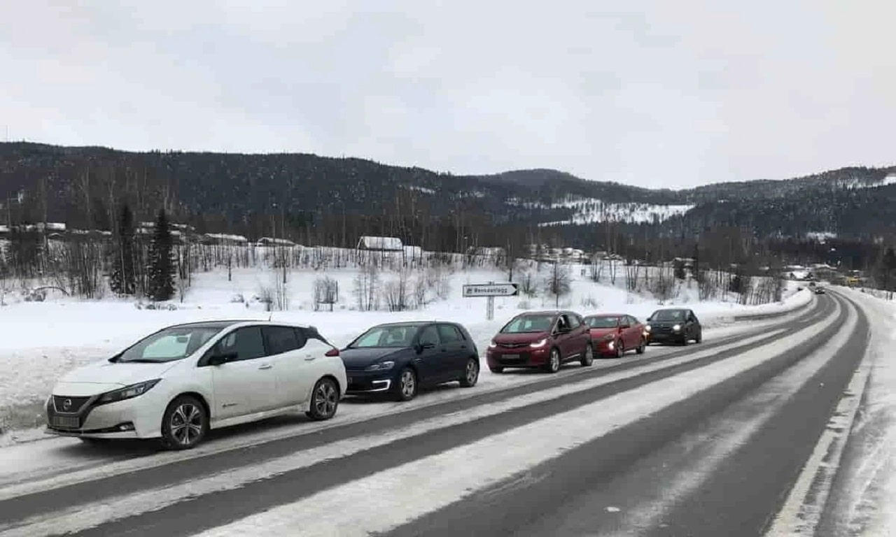 Auto elettriche: a luglio 2025 in Norvegia sono state il 97,2% del totale delle nuove immatricolazioni