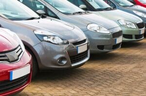 Mercato auto usate giugno 2025, torna il segno positivo: +0,4% grazie alle minivolture