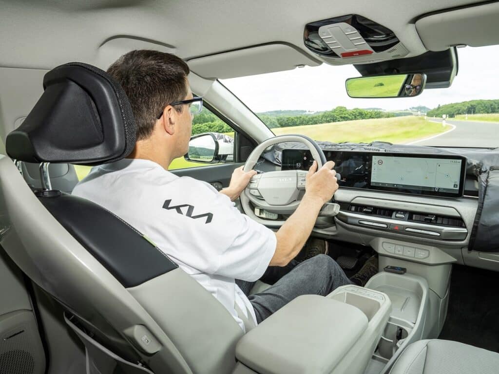 Kia EV4 ha dimostrato la sua resistenza in un test da 10.000 km al Nürburgring