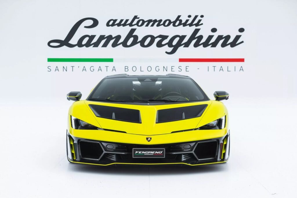 Lamborghini prolunga la vita del suo leggendario V12