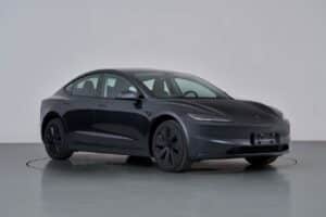 Tesla Model 3+: svelata la versione con un’autonomia di 830 chilometri per la Cina
