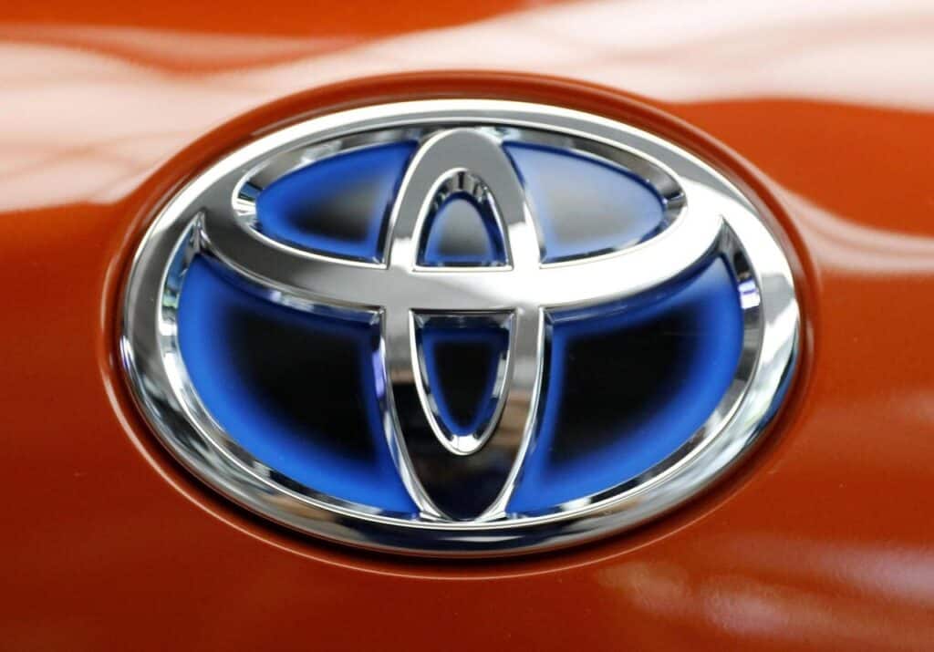 Toyota: utili in calo anche per colpa dei dazi nel primo trimestre dell’anno fiscale