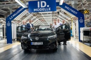Volkswagen festeggia il traguardo di 1,5 milioni di auto elettriche consegnate