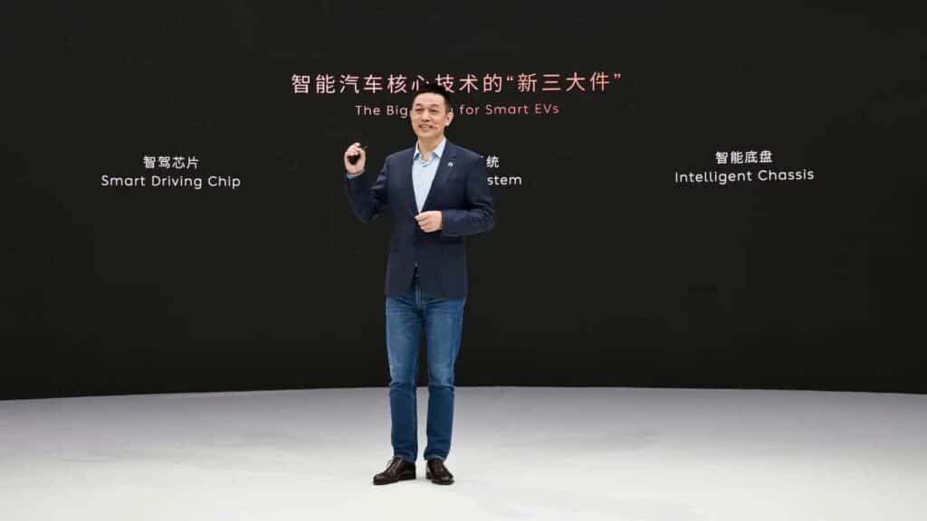 Nio, il CEO William Li: “Il nostro futuro è a rischio, la priorità è la sopravvivenza”