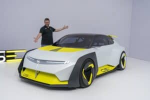 Opel Corsa GSE Vision Gran Turismo, ecco quanto può andare forte la piccola tedesca [FOTO e VIDEO]