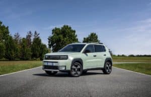 FIAT Grande Panda, arriva la versione a benzina: prezzo di lancio di 14.950 € [FOTO]